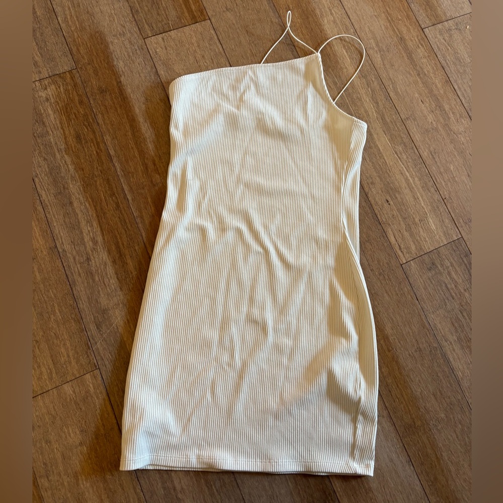 ☀️ Divided • Bodycon Mini